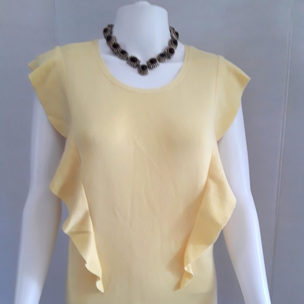 PLUS SZ 14/16  NWT ALEX MARIE YELLOW RUFFLE SWEATER